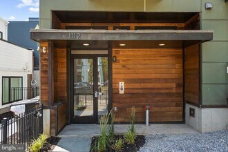 Building Photo - 1112 Montello Ave NE
