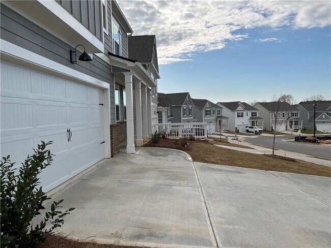 Foto del edificio - 6016 Screech Owl Dr