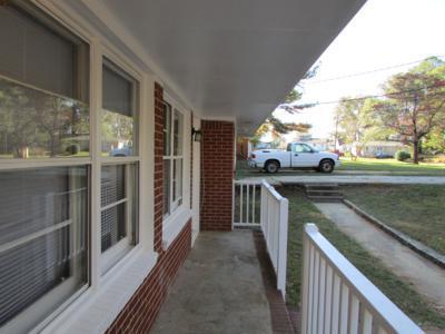 Foto del edificio - 5595 Edith St