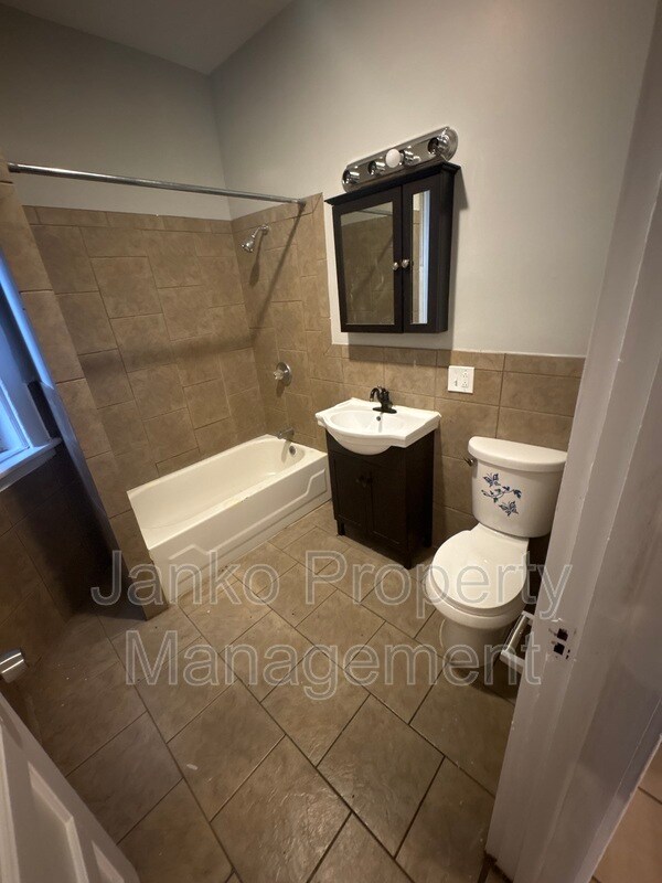 Foto del edificio - 7132 S Ingleside Ave