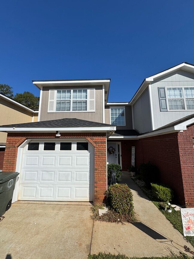 Building Photo - 178 N Spring View Dr