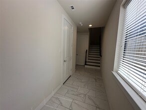 Building Photo - 3415 Kensington Yellow Pl