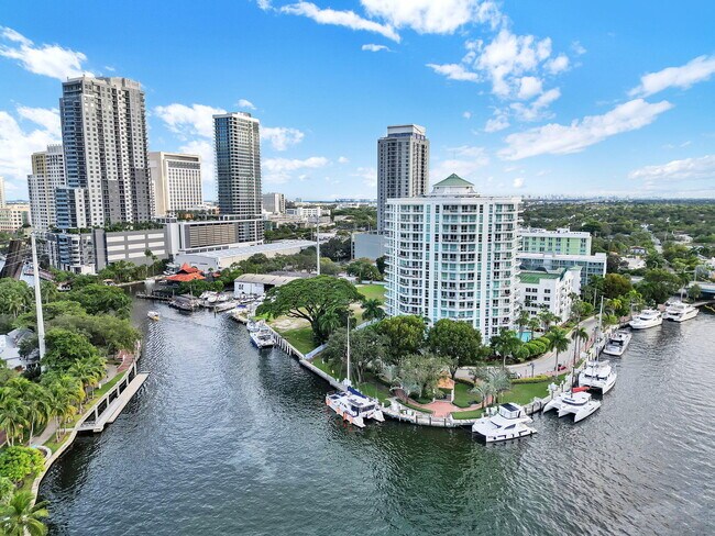 Foto del edificio - 401 SW 4th Ave