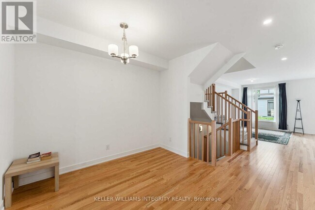 Building Photo - 330 Makobe Ln