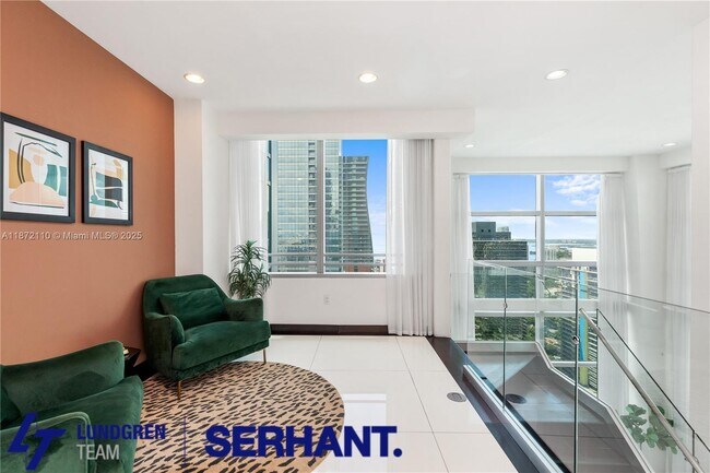 Building Photo - 1395 Brickell Ave
