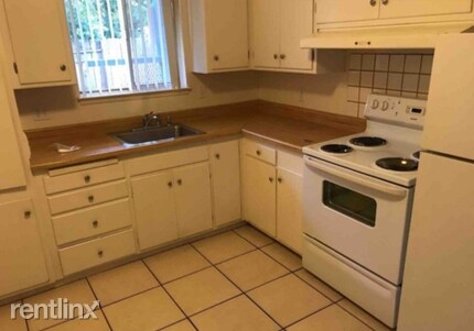 Foto del edificio - 1441 Parker Ave