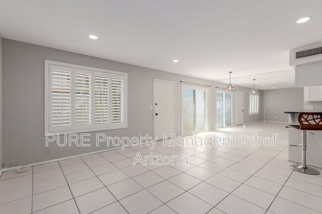 Foto del edificio - 13421 North 8th St
