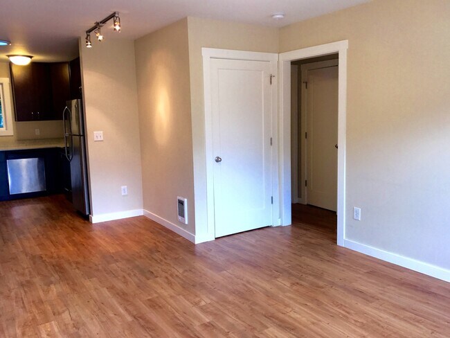 Foto del edificio - 5228 Northeast Couch Street
