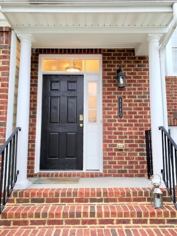 Building Photo - 4140 San Marco Dr