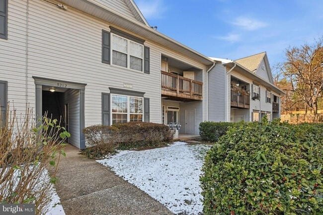 Building Photo - 9212 Azure Ct