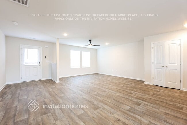 Building Photo - 220 Green Pasture Rd