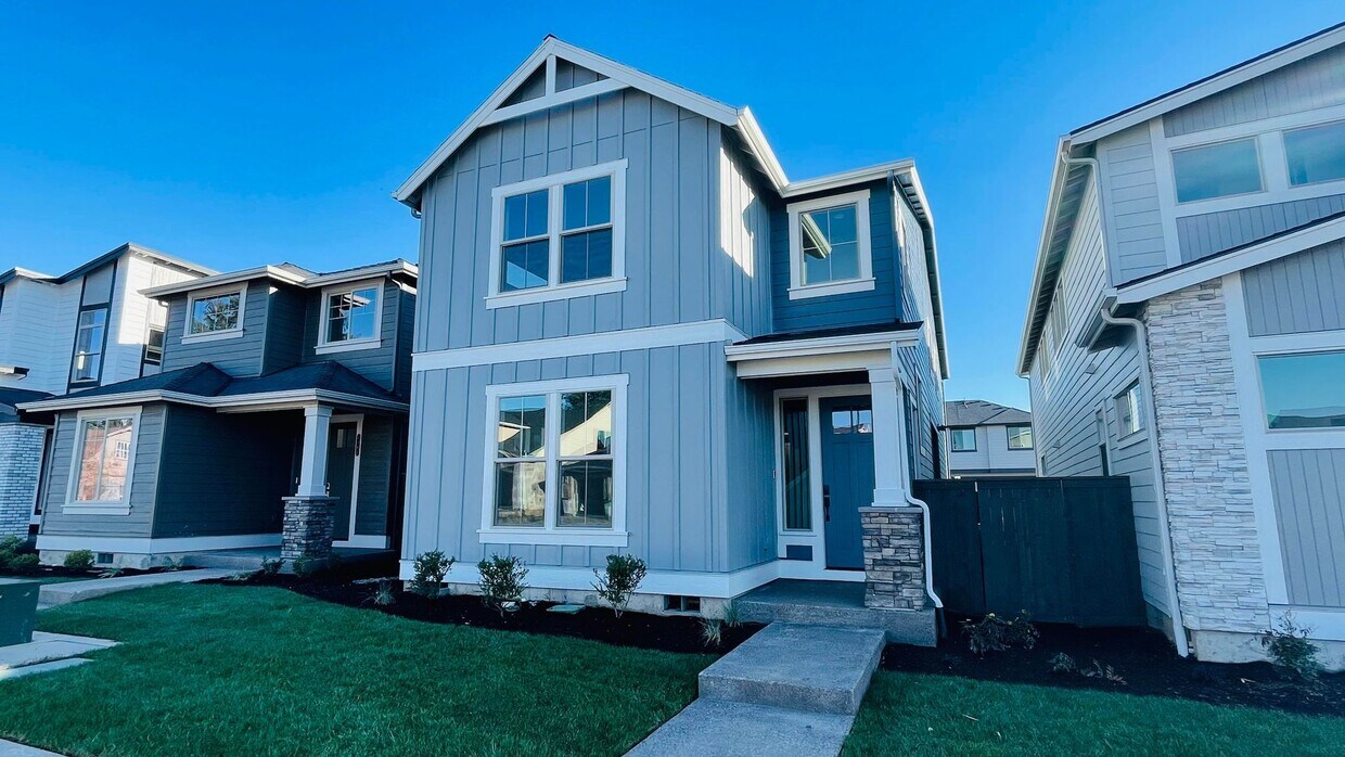 Foto principal - 8150 SE Reddington St