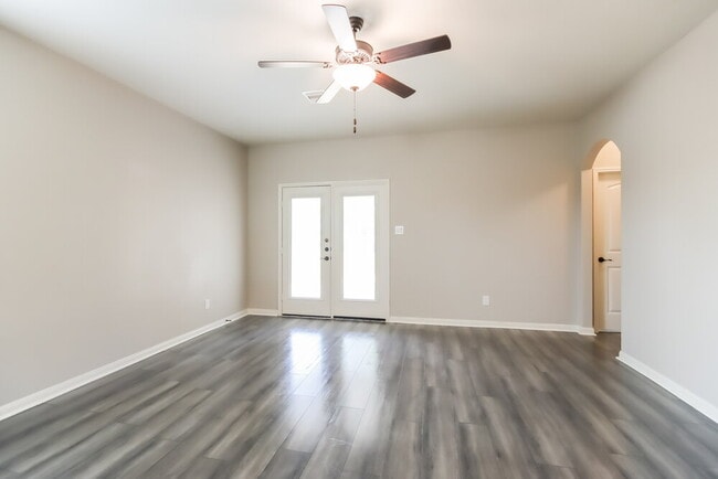Building Photo - 7618 Dragon Pearls Ln
