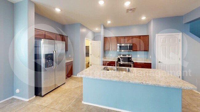 Foto del edificio - 8016 S Tate Loop