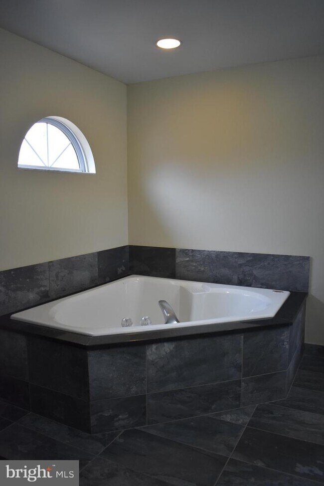 Foto del edificio - 3514 Spencerville Rd