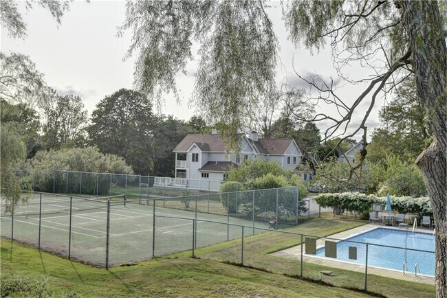 Building Photo - 15 Hammersmith Rd