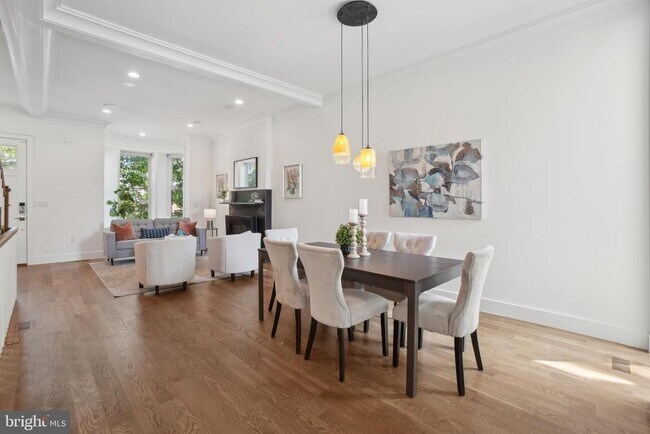 Foto del edificio - 1831 5th St NW