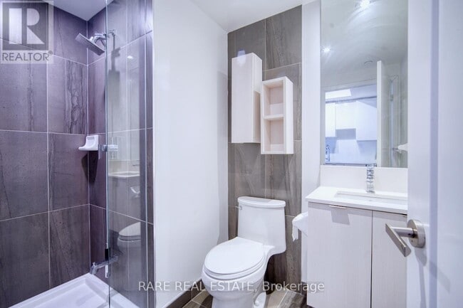 Building Photo - 195 Redpath Ave