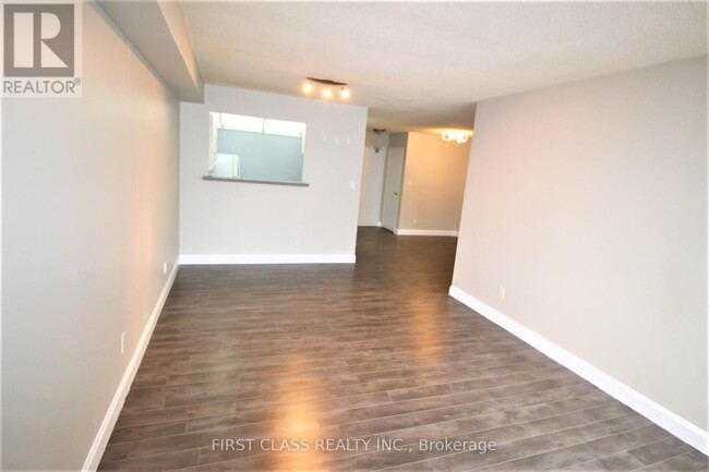 Building Photo - 25-325 Bamburgh Cir