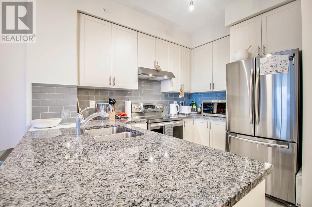 Photo principale - 9255-9255 Jane St
