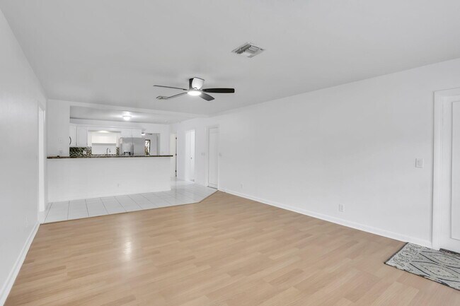 Foto del edificio - 631 Bailey St