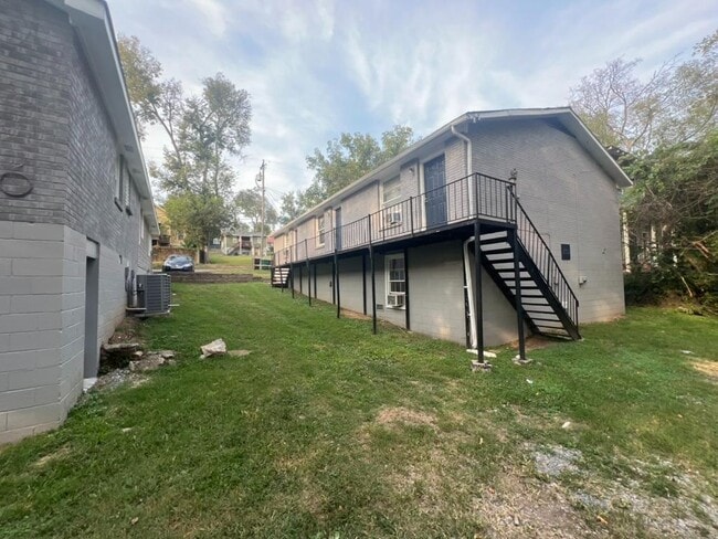 Building Photo - 1509 Boscobel St