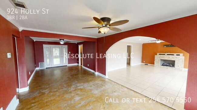 Foto del edificio - 924 Holly St