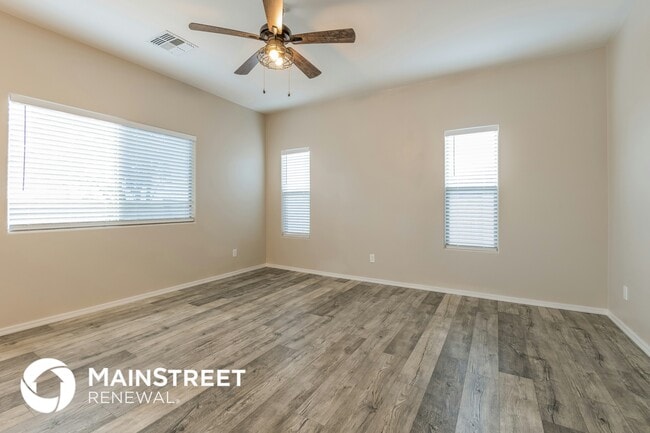 Foto del edificio - 39532 Cinch Strap Pl