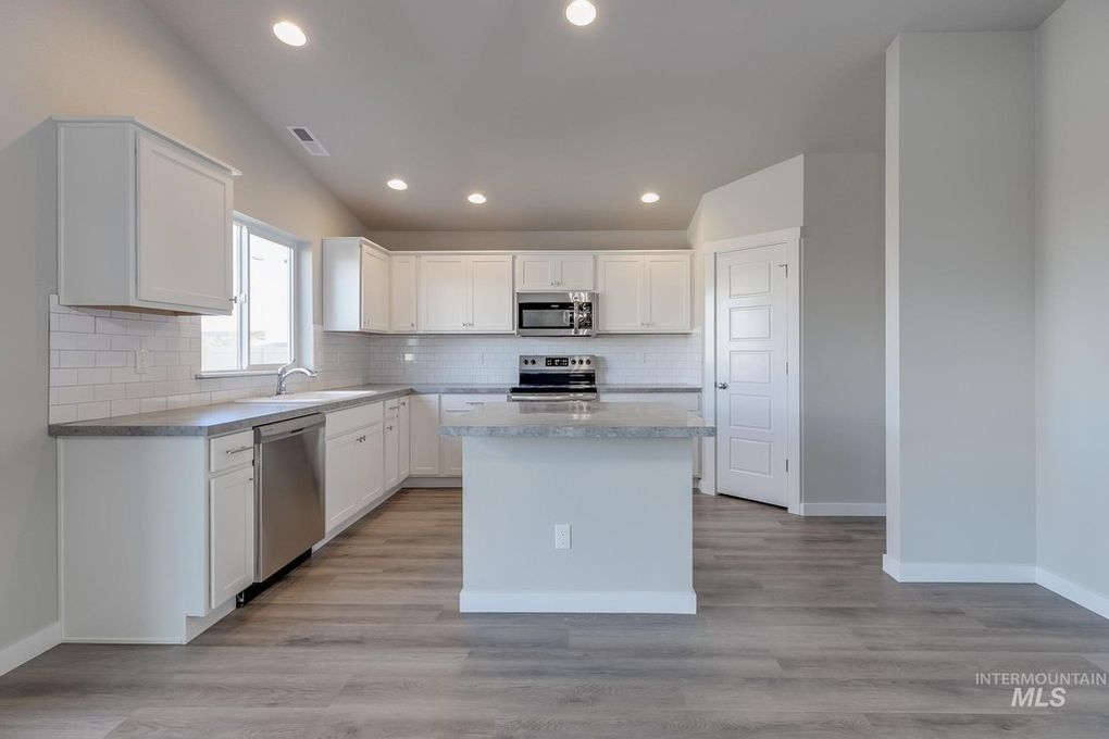 Foto del edificio - 6618 S Donaway Ave