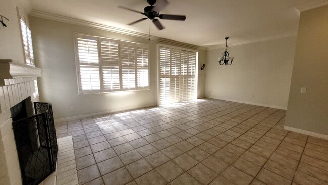Building Photo - Spacious Carmel Valley Townhome