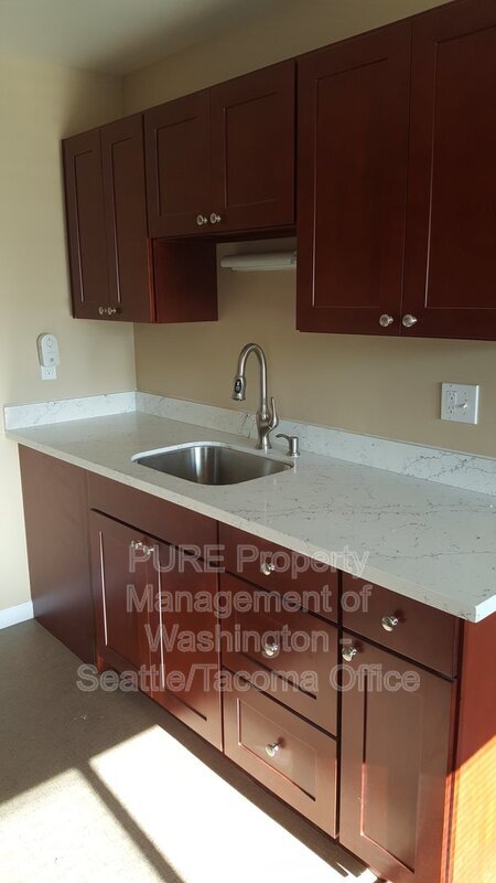 Foto del edificio - 2215 California Ave SW