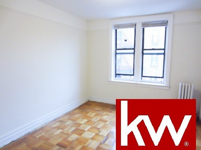 Primary Photo - 221 East 16th Street