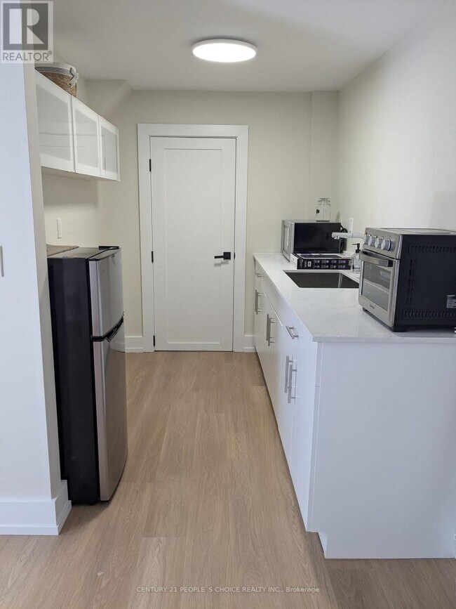 Photo du bâtiment - 313 Ranee Ave