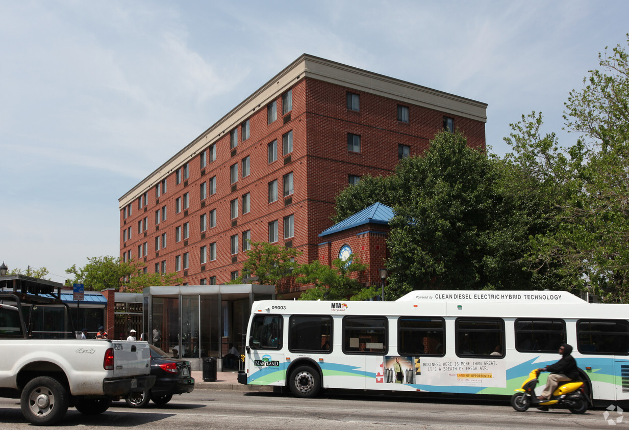 Building Photo - Penn North Plaza