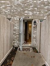 Building Photo - 2894 Holly Hall St