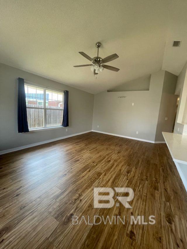 Foto del edificio - 332 Cotton Bay Ct