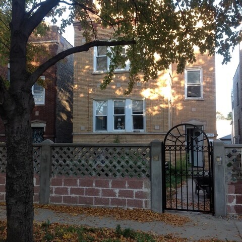 Primary Photo - 1707 N Luna Ave