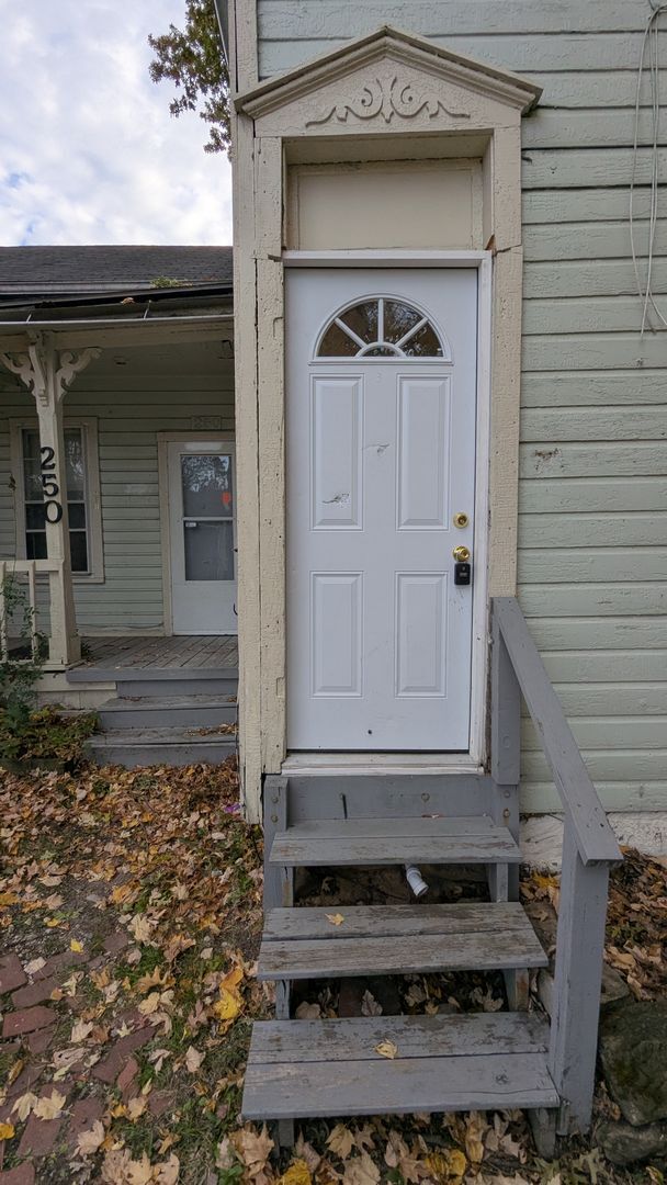 250 Cross St Akron, OH 44311 – photo 3