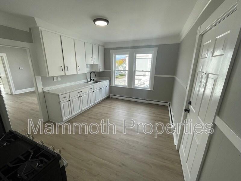 Foto principal - 541 Pine St