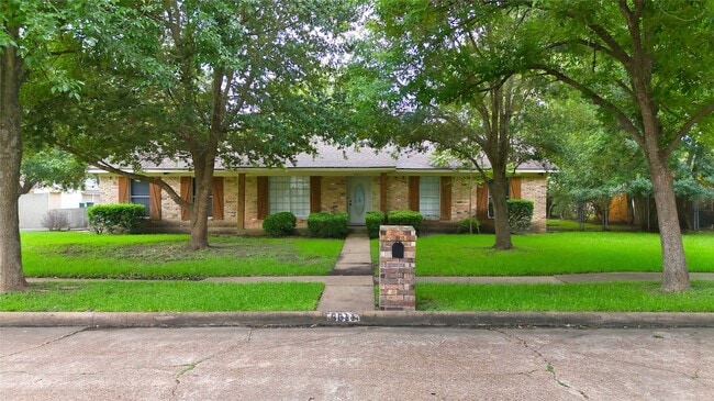 Photo - 5911 Dawnridge Drive Unit House