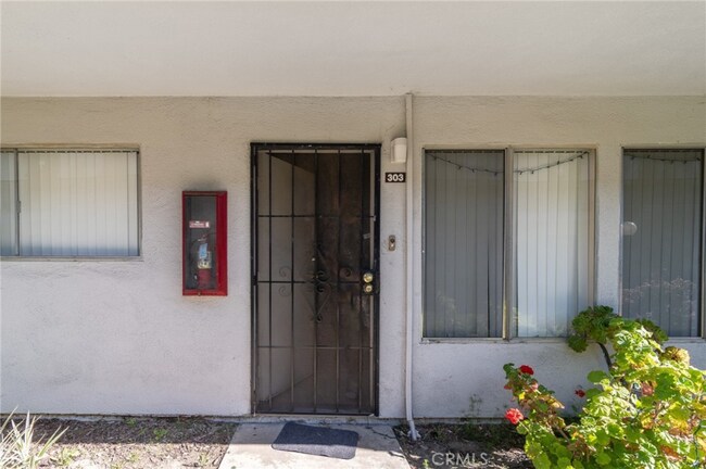Building Photo - 5530 Ackerfield Ave
