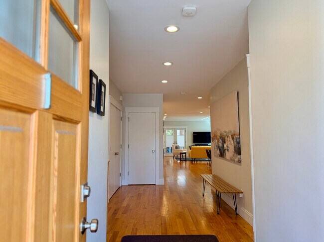 Foto del edificio - 13 Cottage Ave