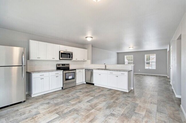 Building Photo - 7216 Heartwood Ct