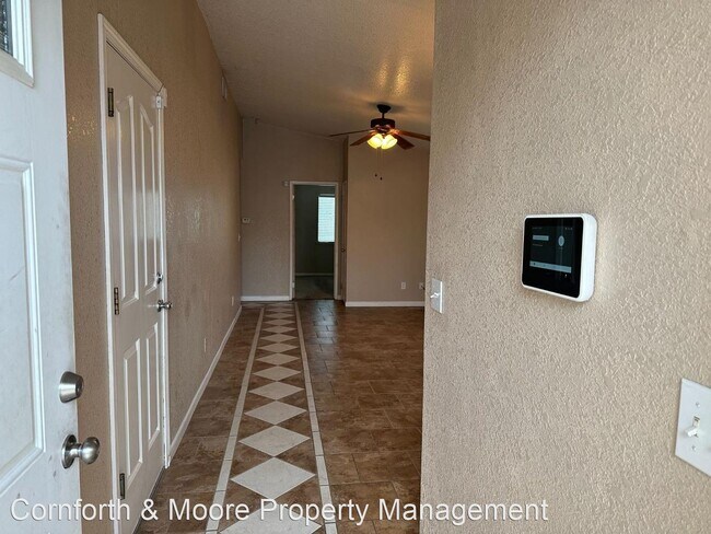Foto del edificio - 3 br, 2 bath House - 504 Orange Ave