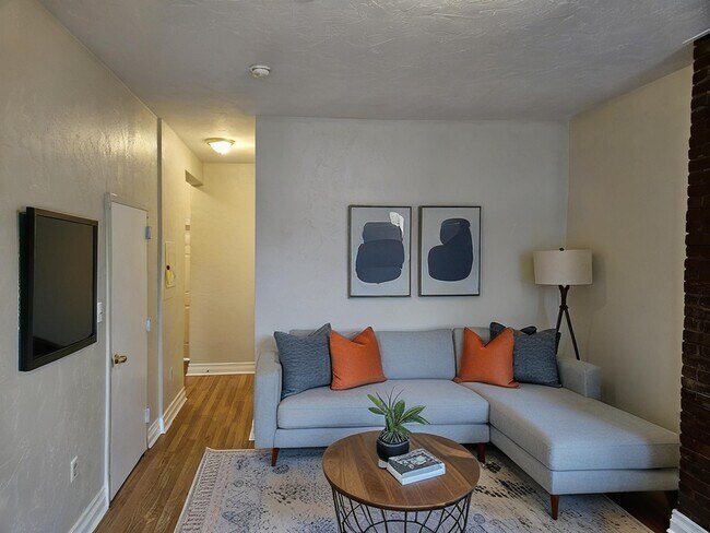 Foto del edificio - 246 S St Clair St