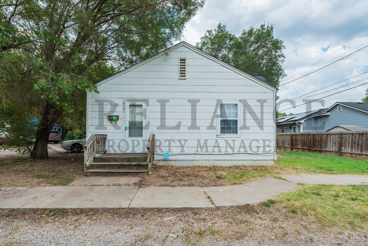 4321 E Bayley St, Wichita, KS 67218 House Rental in Wichita, KS