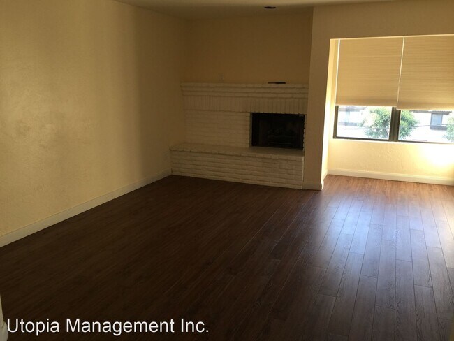 Building Photo - 1118 Fresno St