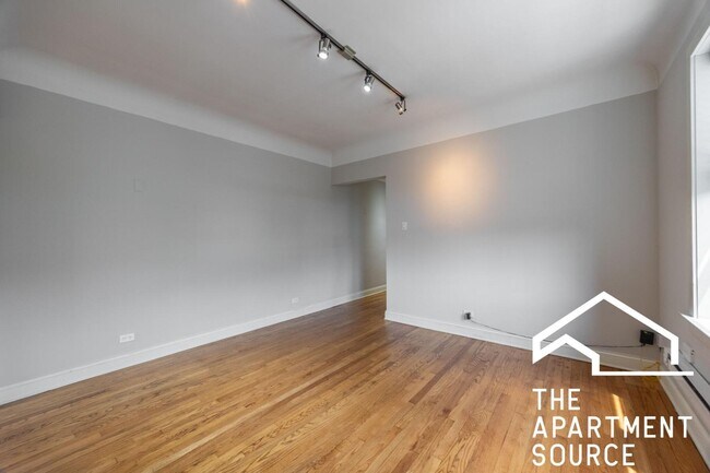 Foto del edificio - 2321 N Rockwell St