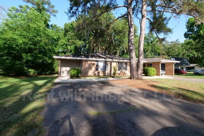 Photo - 2434 Atlas Road