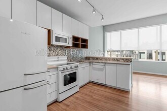 Building Photo - 4100 Lindell Blvd